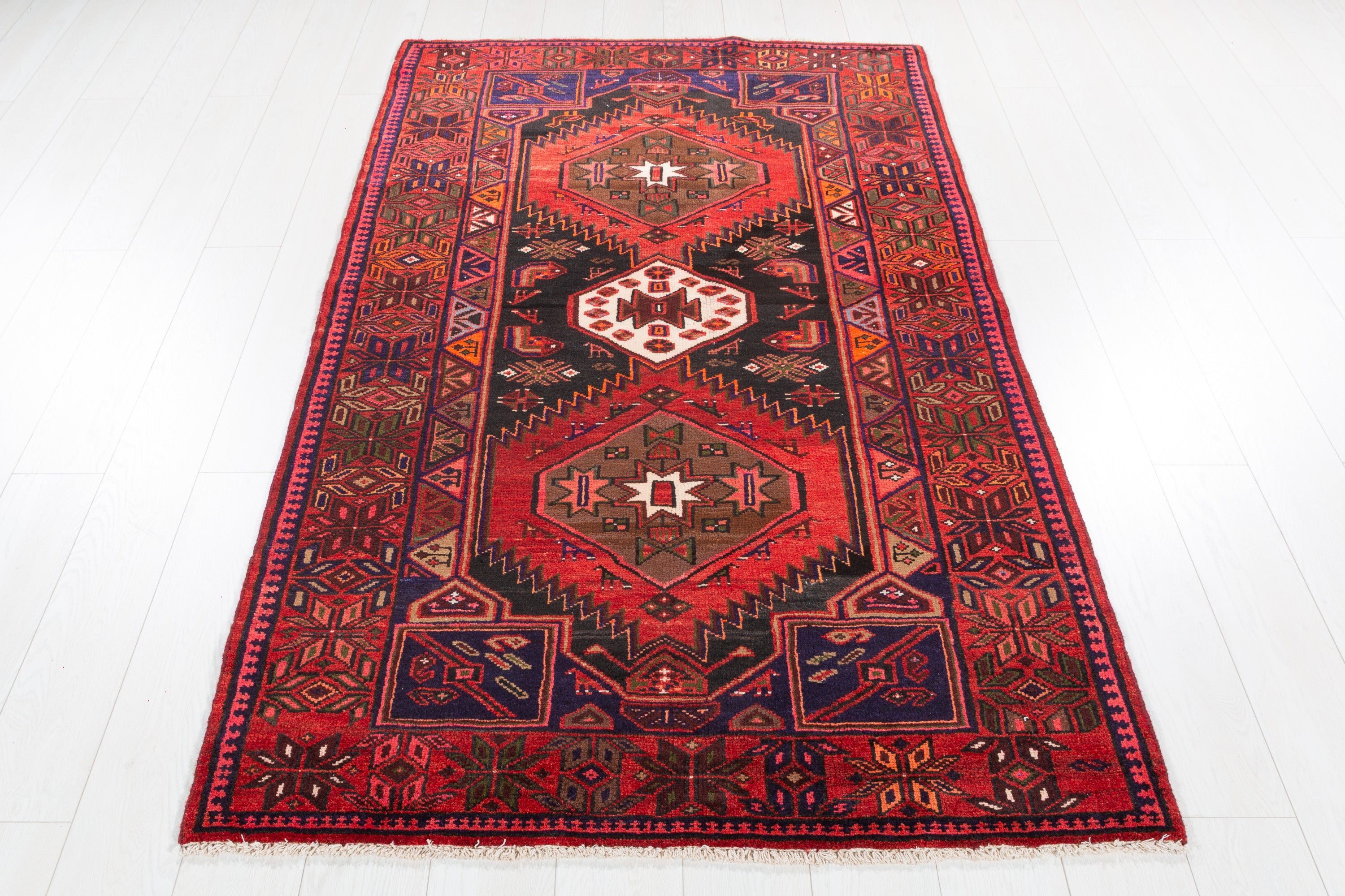 Vintage Black, Red Triple Medallion Area Rug – 6' 10" x 3' 11" (209 x 120 cm)