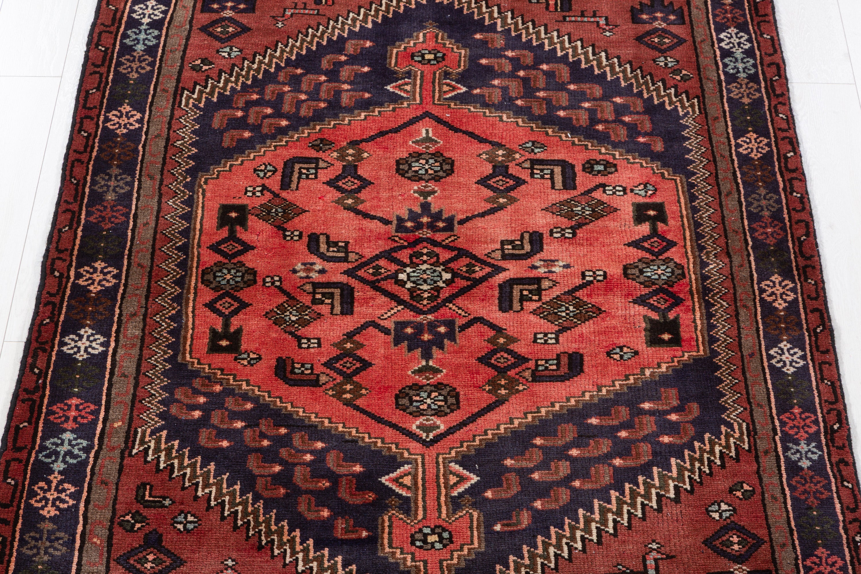 Vintage Brick Red, Coral Geometric Medallion Area Rug – 6' 9" x 4' 3" (207 x 129 cm)