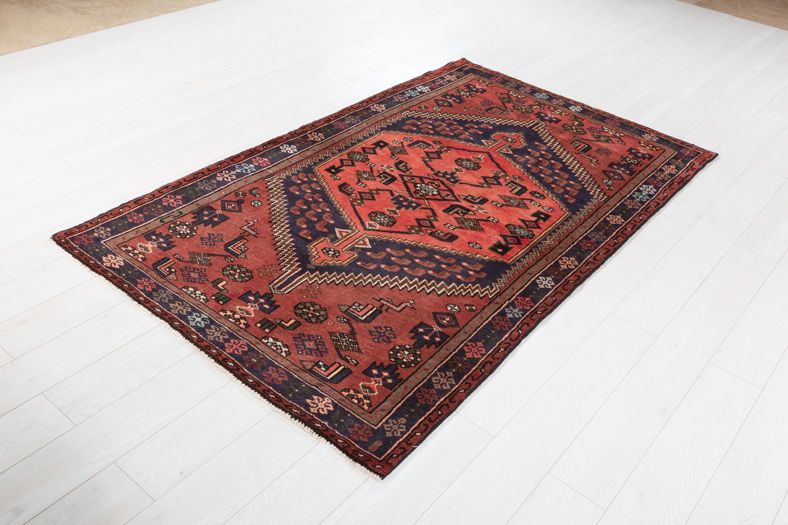 Vintage Brick Red, Coral Geometric Medallion Area Rug – 6' 9" x 4' 3" (207 x 129 cm)