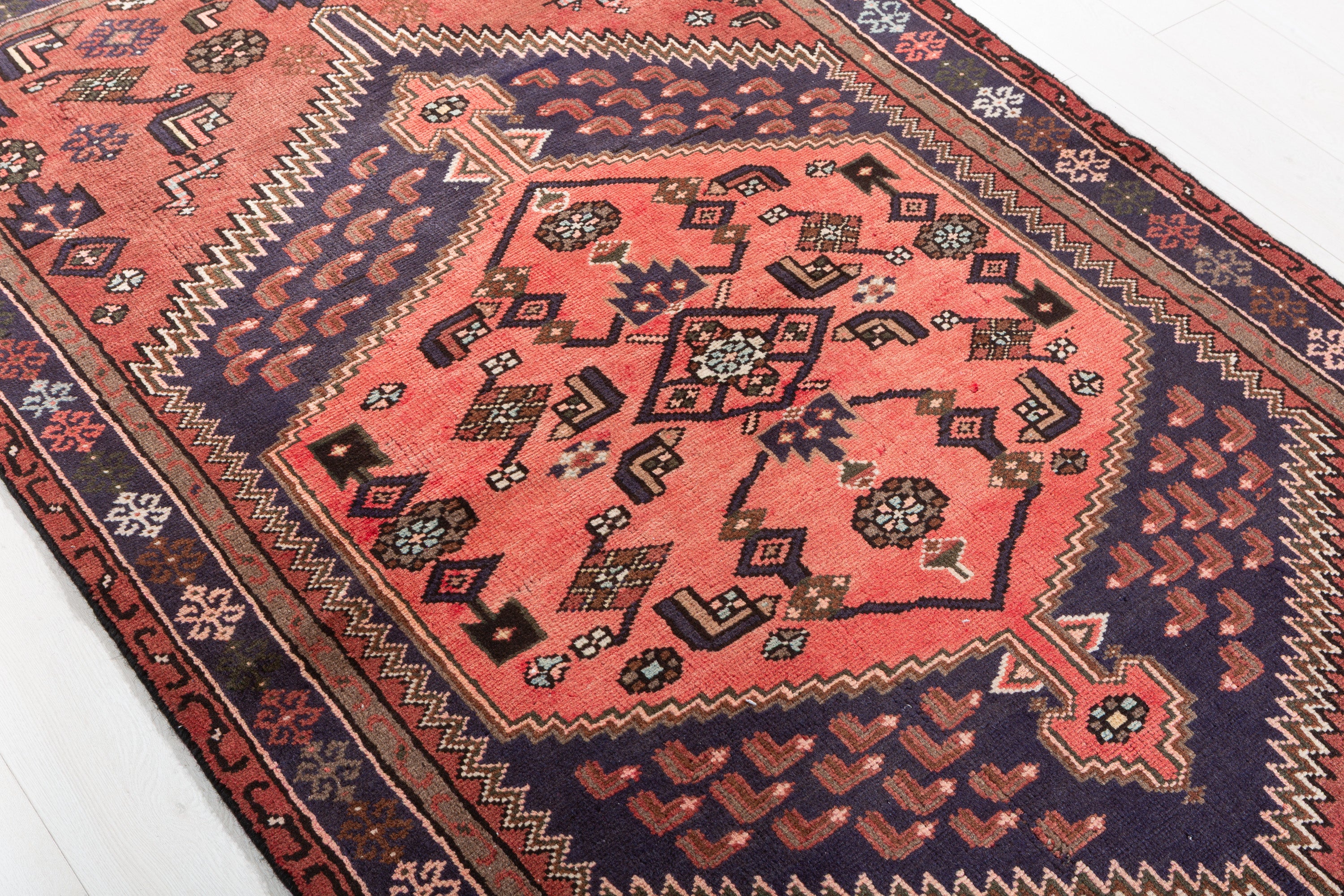 Vintage Brick Red, Coral Geometric Medallion Area Rug – 6' 9" x 4' 3" (207 x 129 cm)