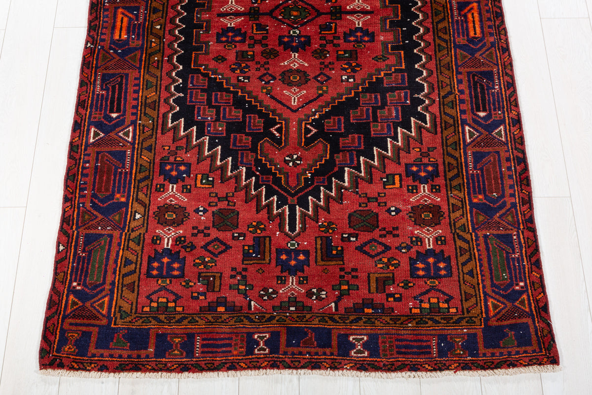 Vintage Rust Red, Deep Navy Blue Central Medallion Area Rug – 7' 1" x 4' 1" (217 x 125 cm)