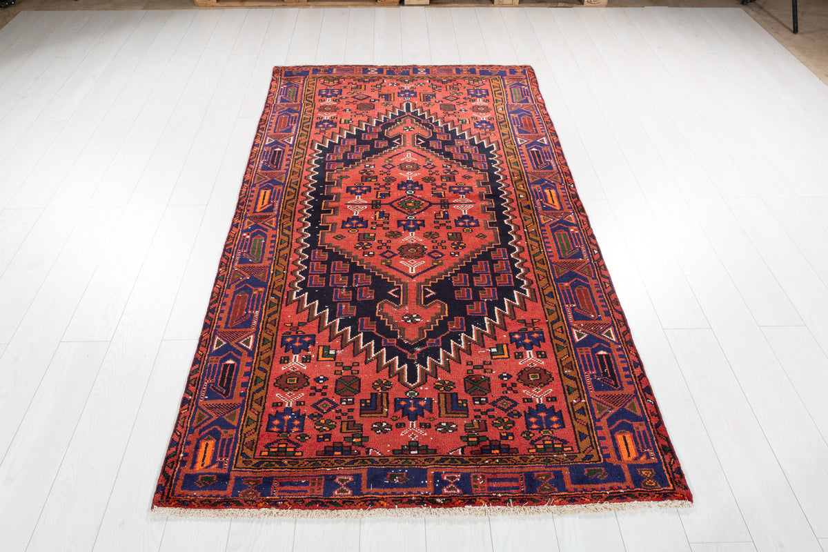 Vintage Rust Red, Deep Navy Blue Central Medallion Area Rug – 7' 1" x 4' 1" (217 x 125 cm)