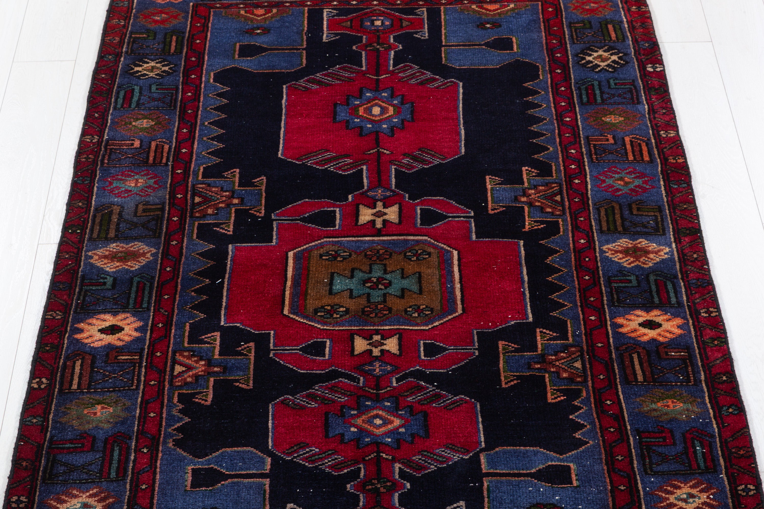 Collectible Vintage Deep Navy Blue, Pinkish-Red Triple Medallion Area Rug – 6' 3" x 4' 3" (191 x 129 cm)