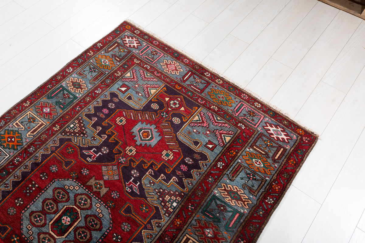 Collectible Vintage Red, Deep Navy Blue Triple Medallion Area Rug – 6' 8" x 4' 3" (204 x 130 cm)
