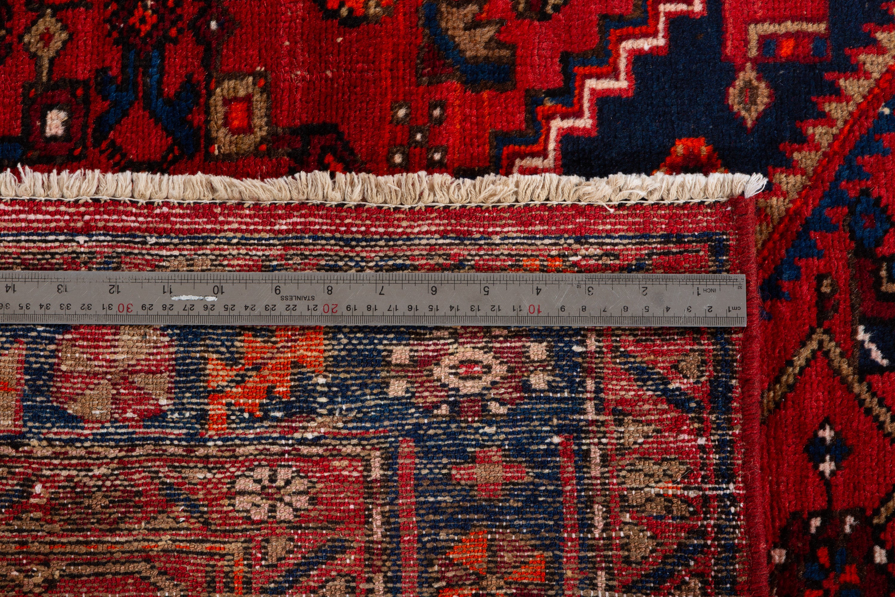 Vintage Red, Navy Blue Central Medallion Area Rug – 7' 3" x 4' 2" (221 x 128 cm)