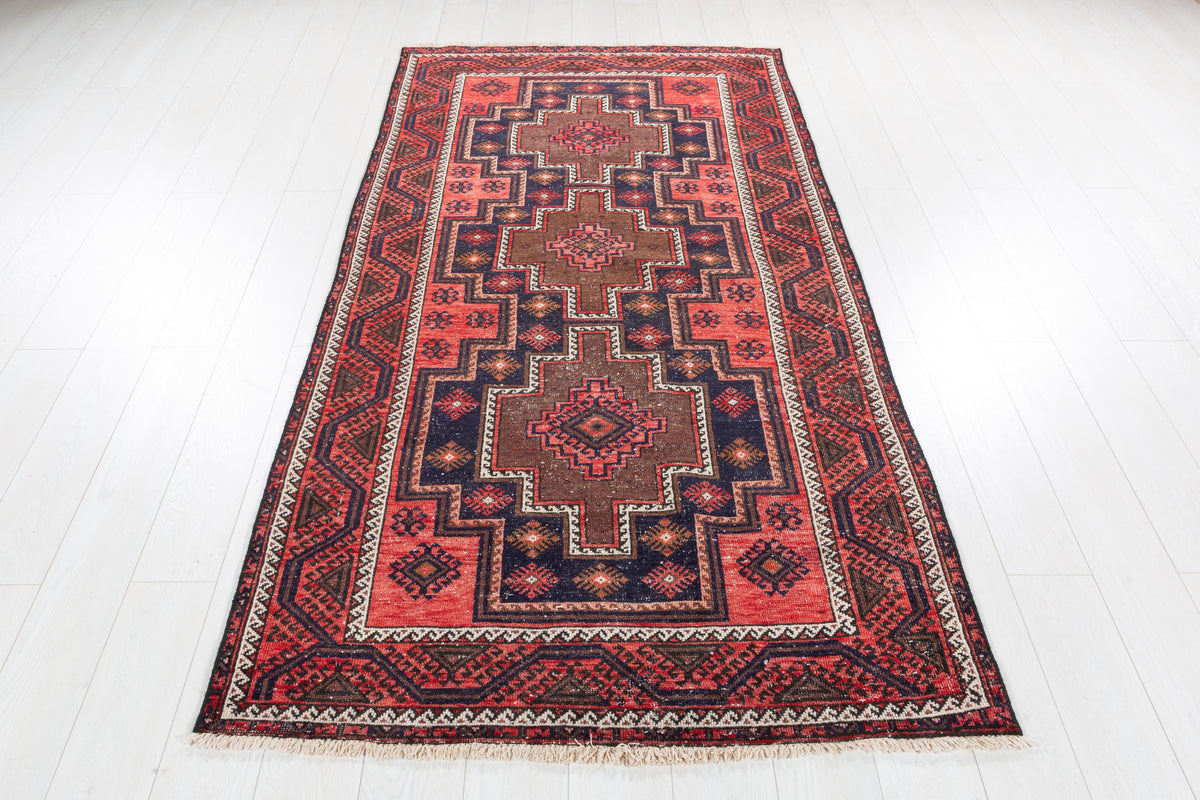Vintage Navy Blue, Red Stepped Diamond Area Rug – 7' 9" x 3' 11" (236 x 119 cm)