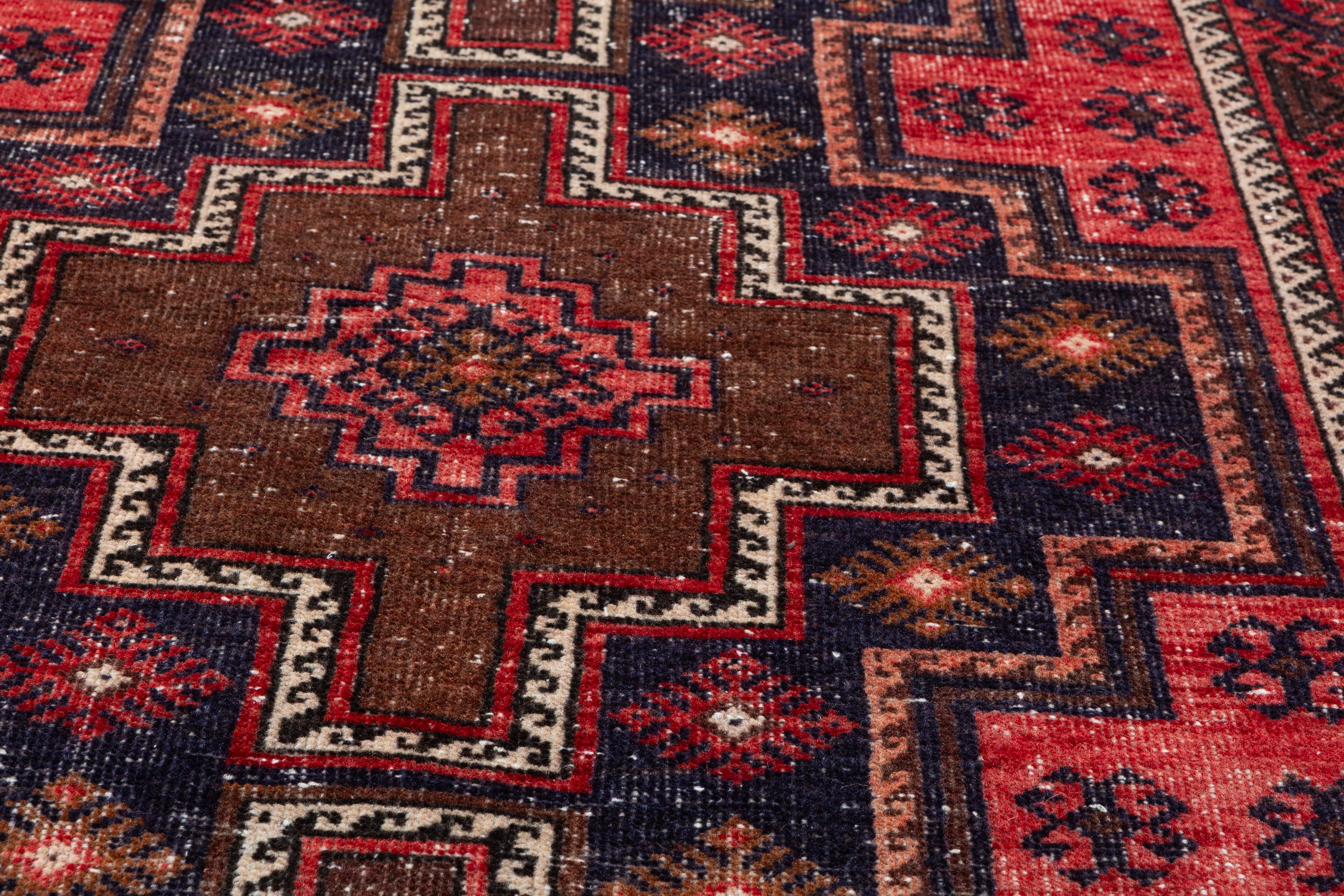 Vintage Navy Blue, Red Stepped Diamond Area Rug – 7' 9" x 3' 11" (236 x 119 cm)
