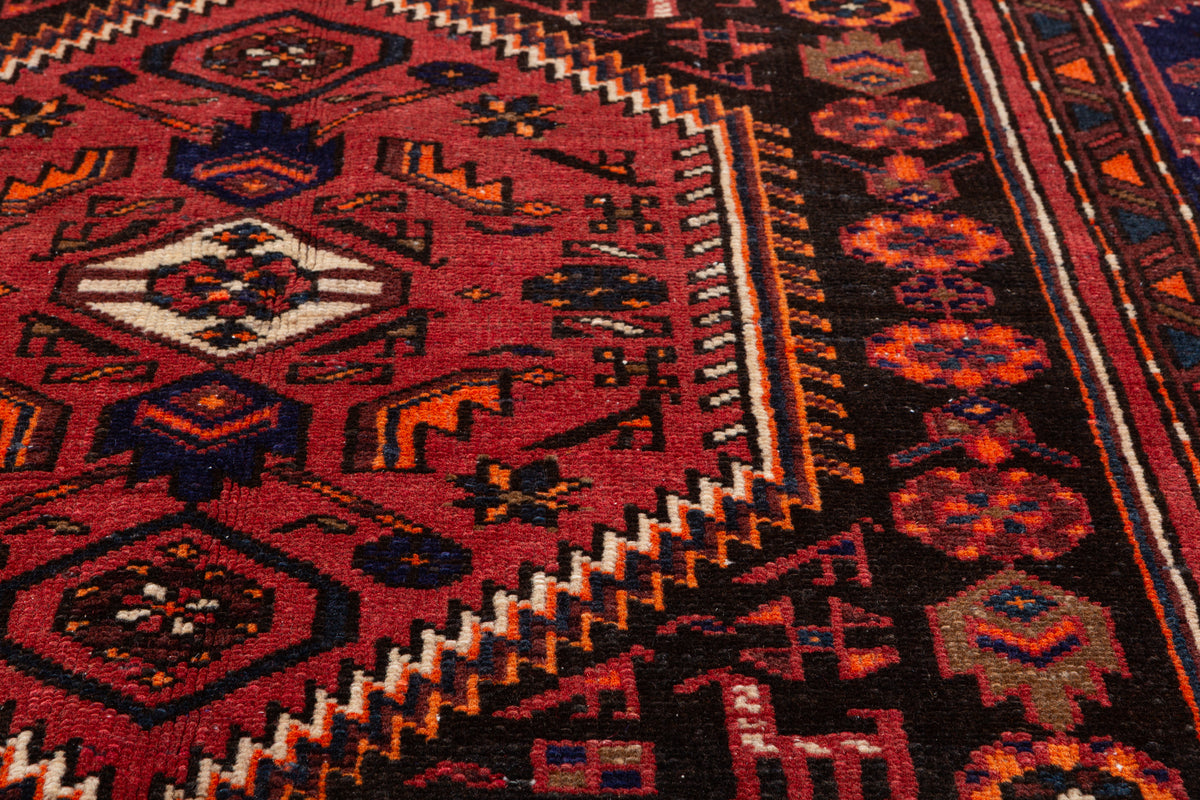 Vintage Black, Rust Red Elongated Medallion Area Rug – 7' 5" x 4' 0" (226 x 123 cm)