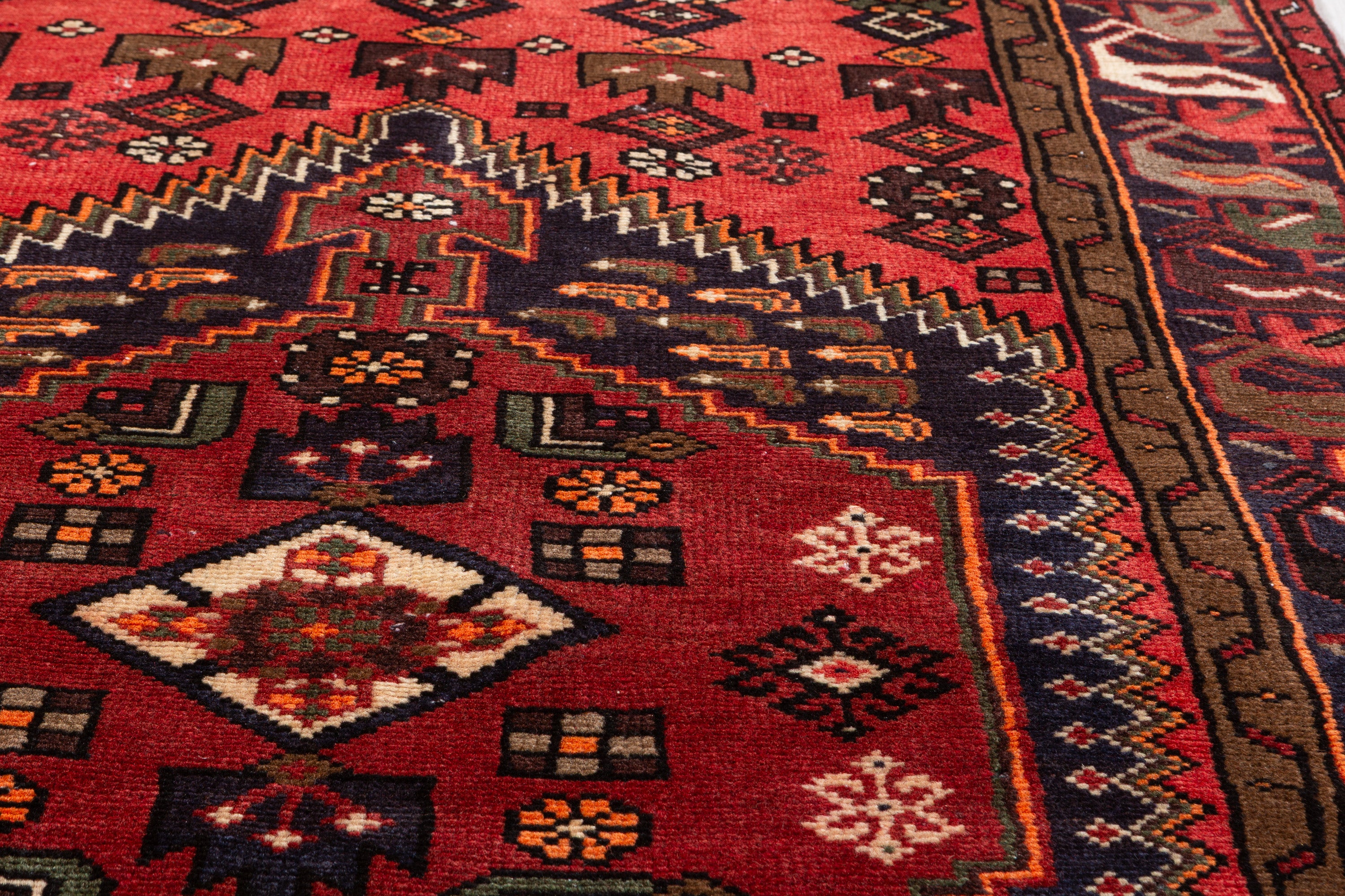 Vintage Coral, Rust Red Tribal Medallion Area Rug – 6' 2" x 4' 0" (188 x 122 cm)