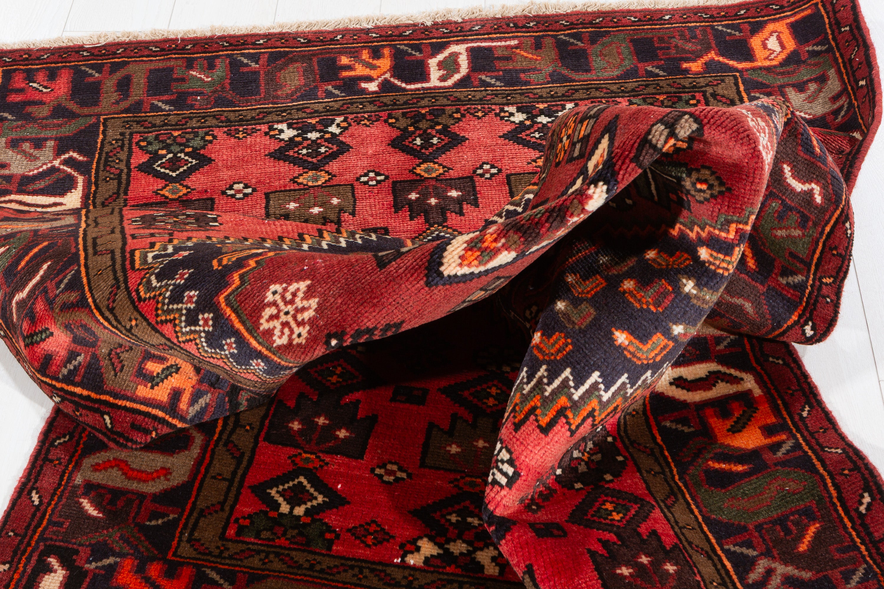 Vintage Coral, Rust Red Tribal Medallion Area Rug – 6' 2" x 4' 0" (188 x 122 cm)