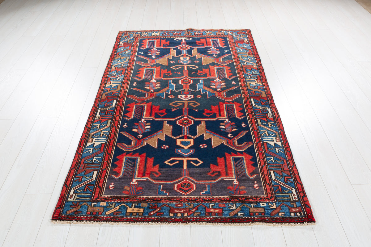 Collectible Vintage Deep Navy Blue, Red Animal Motif Area Rug – 6' 8" x 4' 3" (204 x 129 cm)