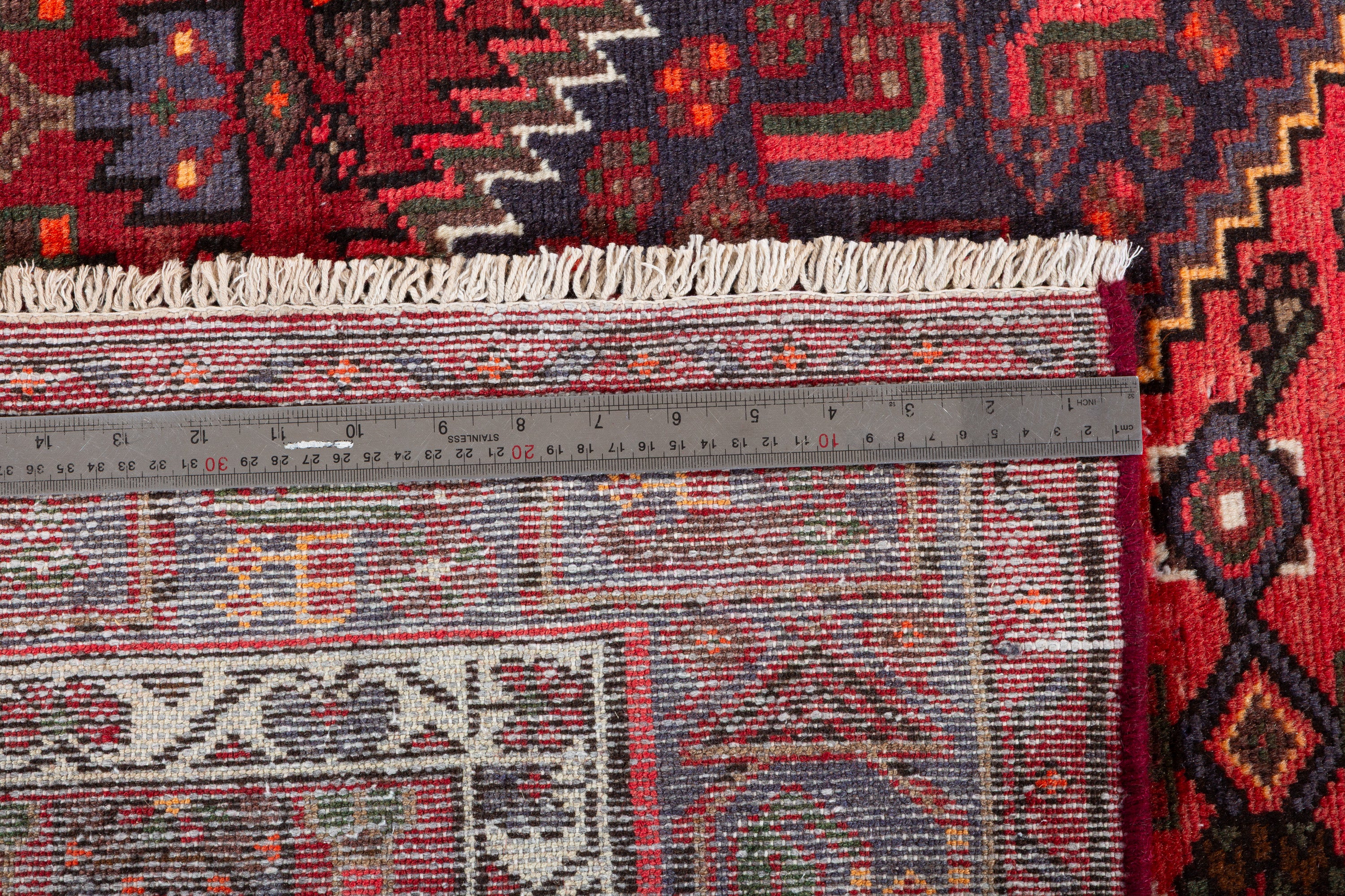 Vintage Rust Red Central Medallion Area Rug – 6' 10" x 4' 0" (209 x 122 cm)