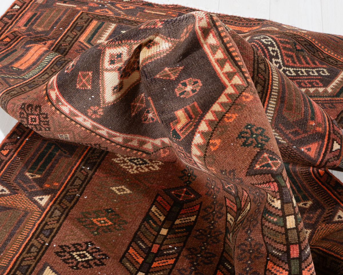 Vintage Rust red, orange Geometric Area Rug – 6' 8" x 4' 3" (204 x 129 cm)