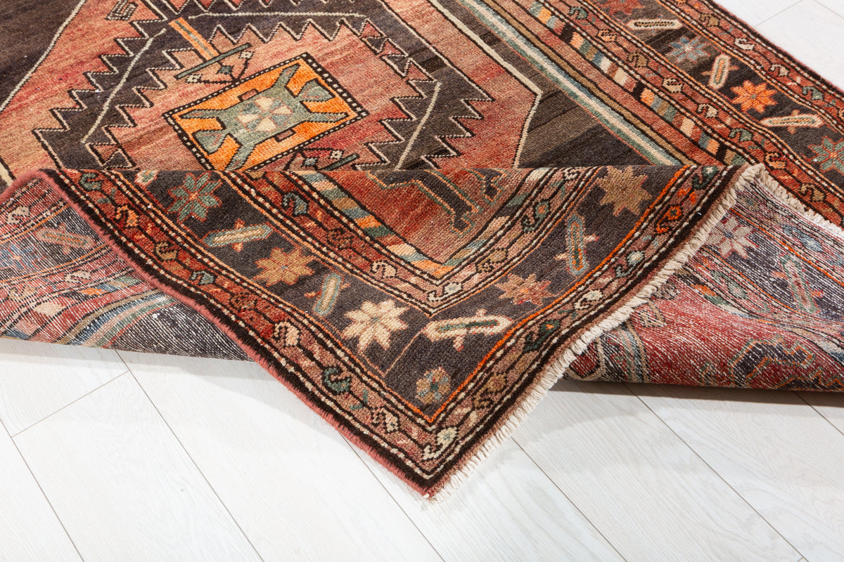 Collectible Antique Brick red, black Geometric Area Rug – 6' 10" x 4' 6" (208 x 136 cm)