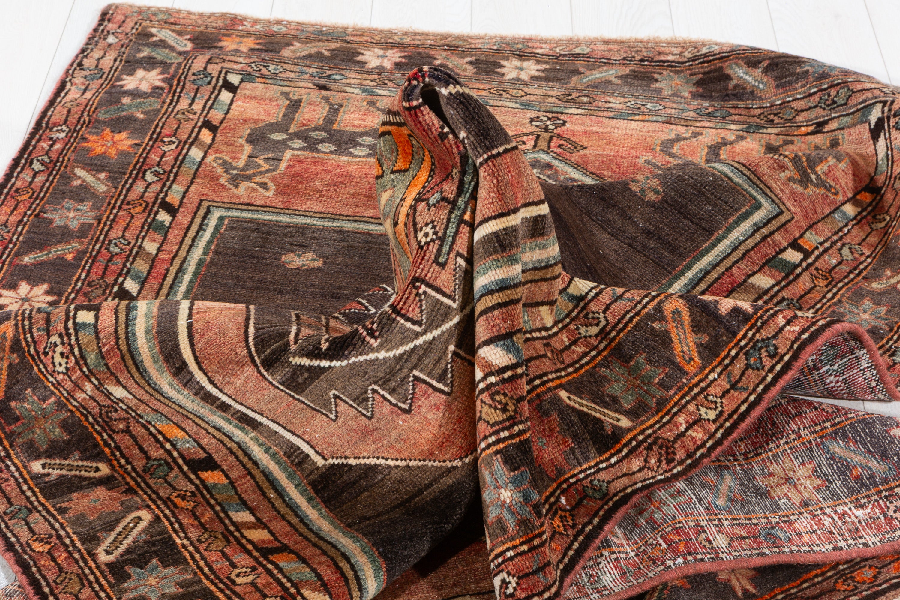 Collectible Antique Brick red, black Geometric Area Rug – 6' 10" x 4' 6" (208 x 136 cm)