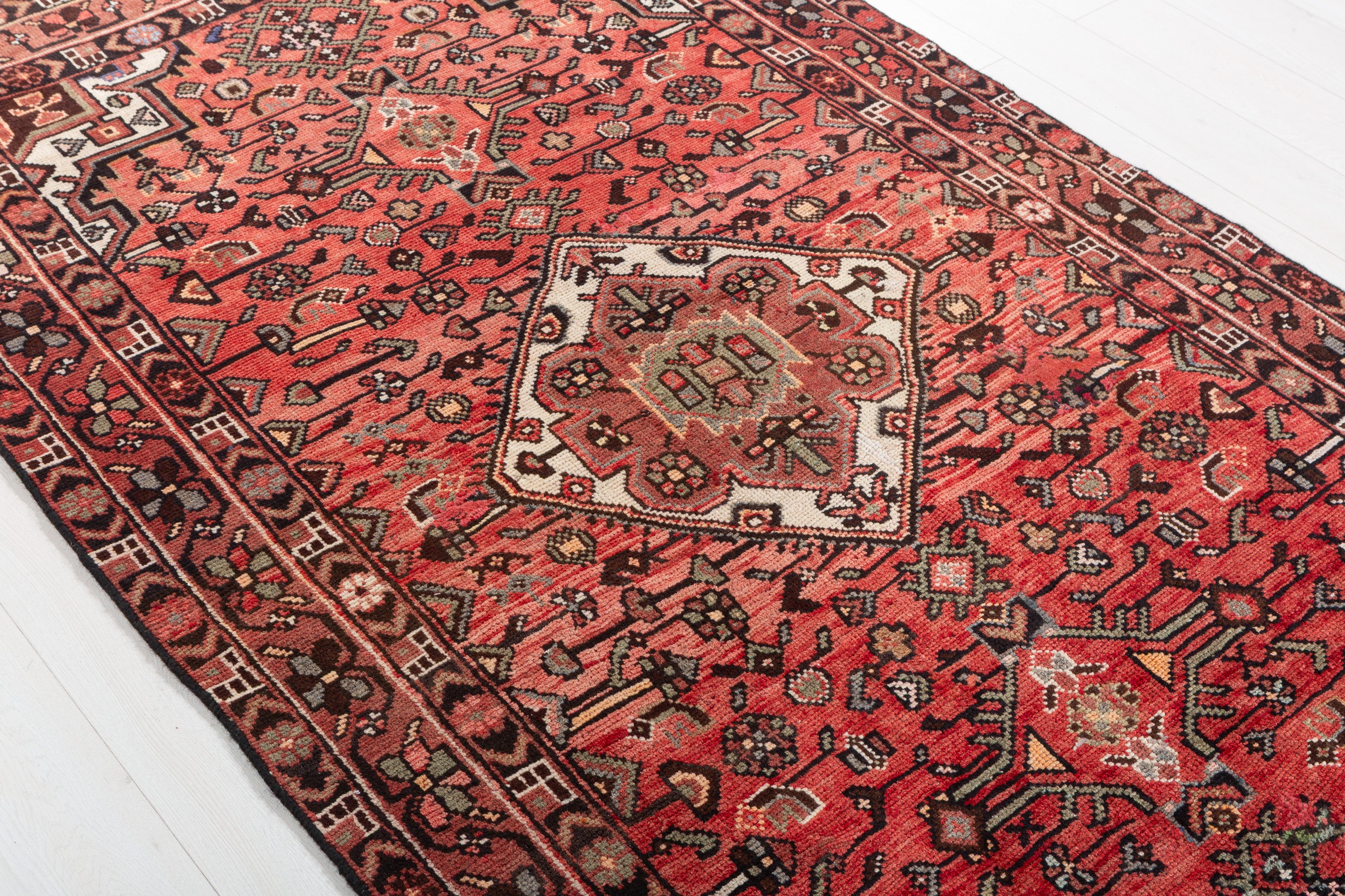 Vintage Bright red Geometric Area Rug – 7' 1" x 4' 4" (217 x 131 cm)