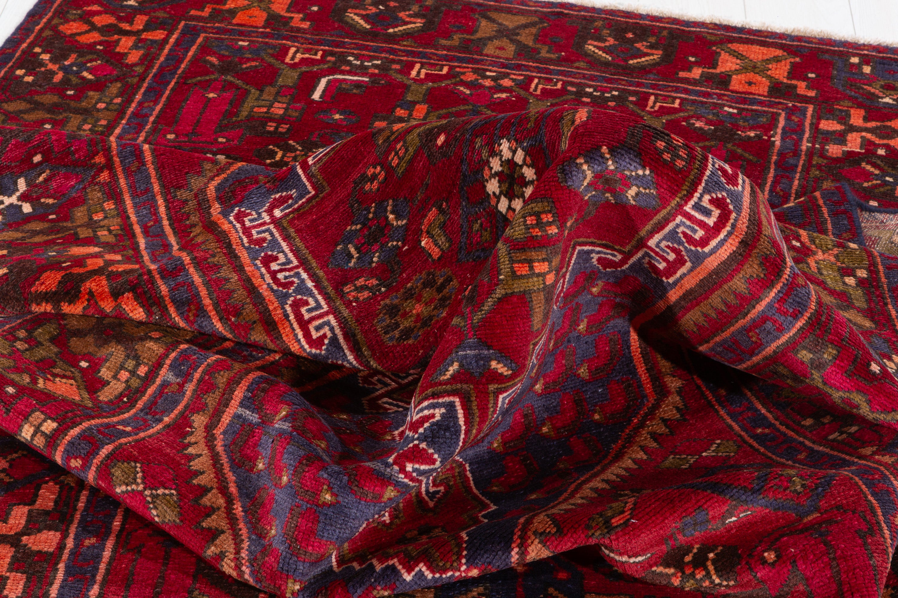 Vintage Red, orange Geometric Area Rug – 7' 7" x 4' 3" (232 x 129 cm)