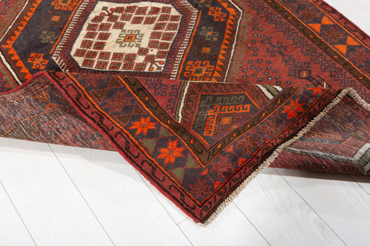 Tapis vintage rouge rouille et orange à motif géométrique – 6' 6" x 4' 1" (198 x 125 cm)