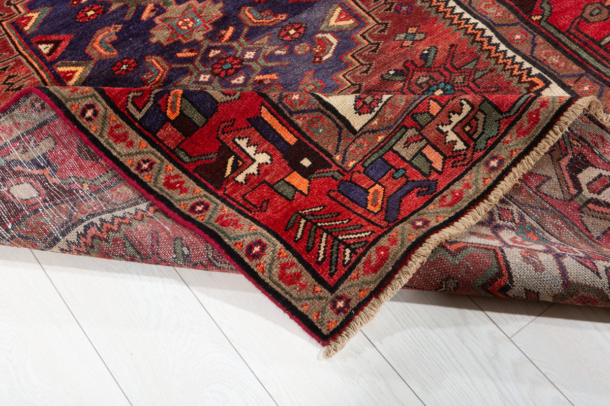Rare Semi-Antique Rust Red, Navy Blue, Beige Central Medallion Hand-Knotted Area Rug – 6' 9" x 4' 7" (207 x 140 cm)