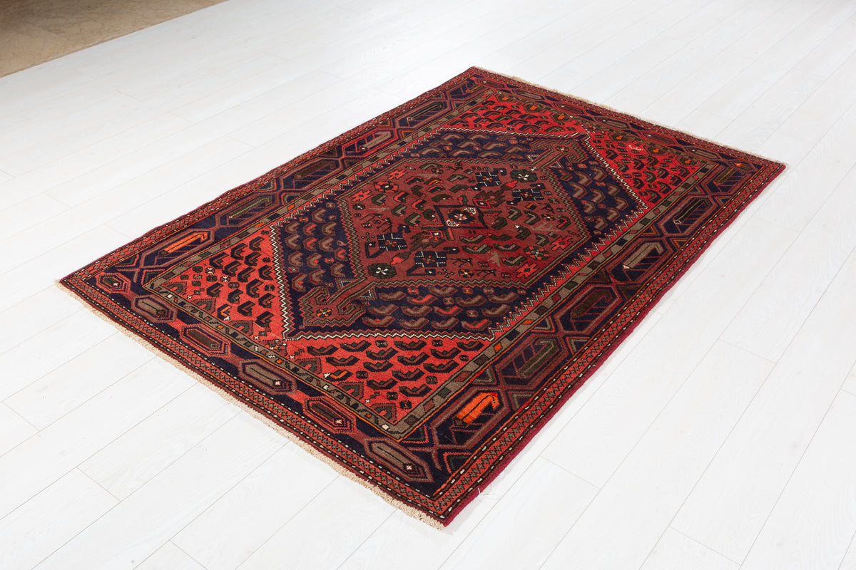 Vintage Rust Red, Coral, Navy Blue Central Medallion Hand-Knotted Area Rug – 6' 2" x 4' 2" (187 x 126 cm)