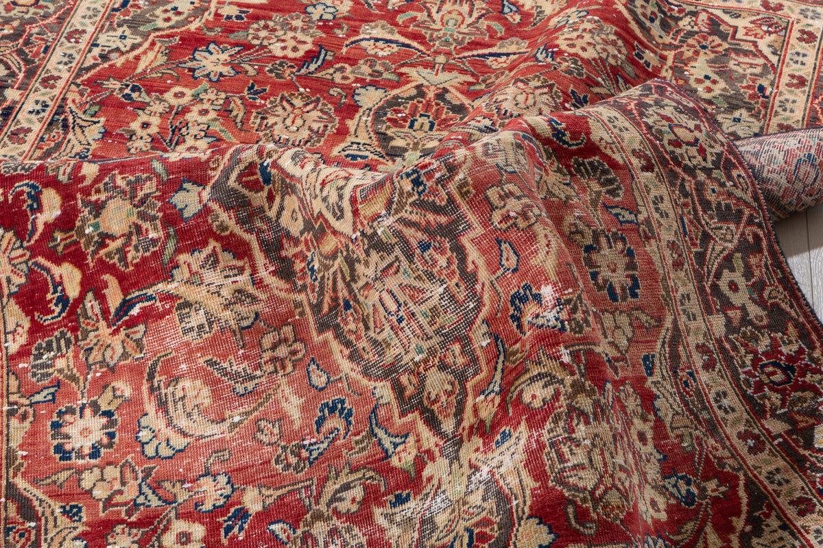 Rare Antique Red Floral Medallion Hand-Knotted Area Rug – 6' 2" x 4' 1" (189 x 125 cm)