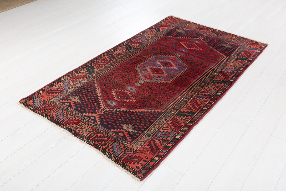 Vintage Rust Red, Salmon Pink Triple Diamond Medallion Hand-Knotted Area Rug – 6' 6" x 3' 8" (198 x 112 cm)