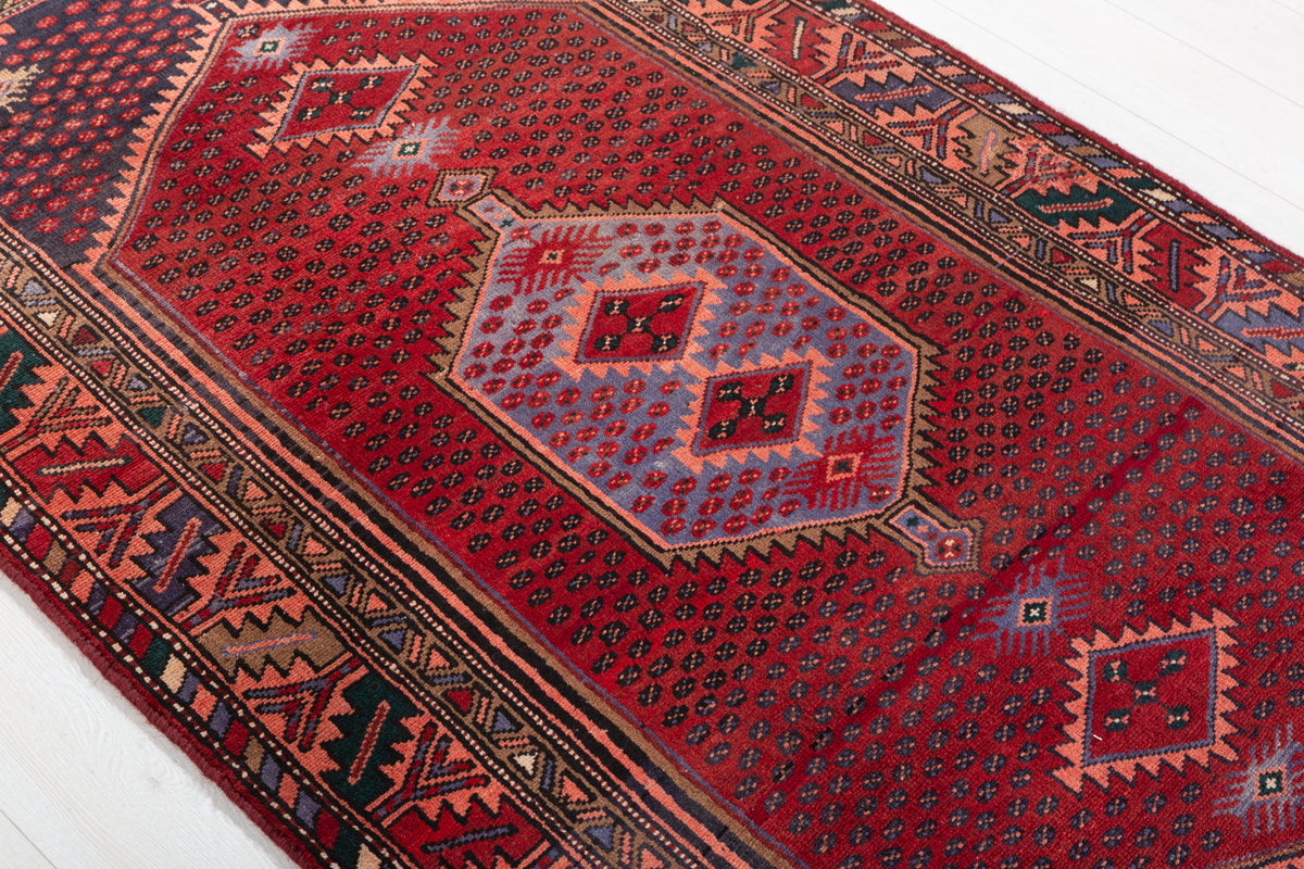 Vintage Rust Red, Salmon Pink Triple Diamond Medallion Hand-Knotted Area Rug – 6' 6" x 3' 8" (198 x 112 cm)