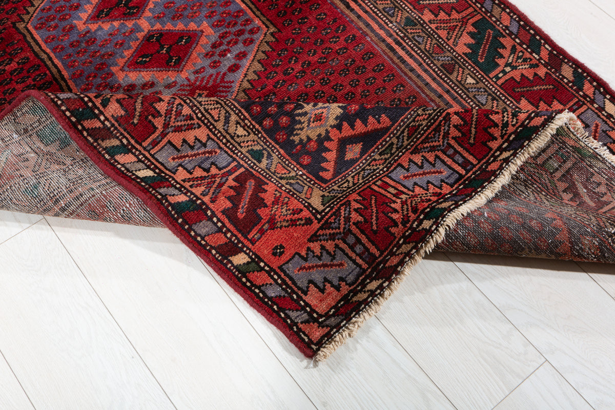 Vintage Rust Red, Salmon Pink Triple Diamond Medallion Hand-Knotted Area Rug – 6' 6" x 3' 8" (198 x 112 cm)