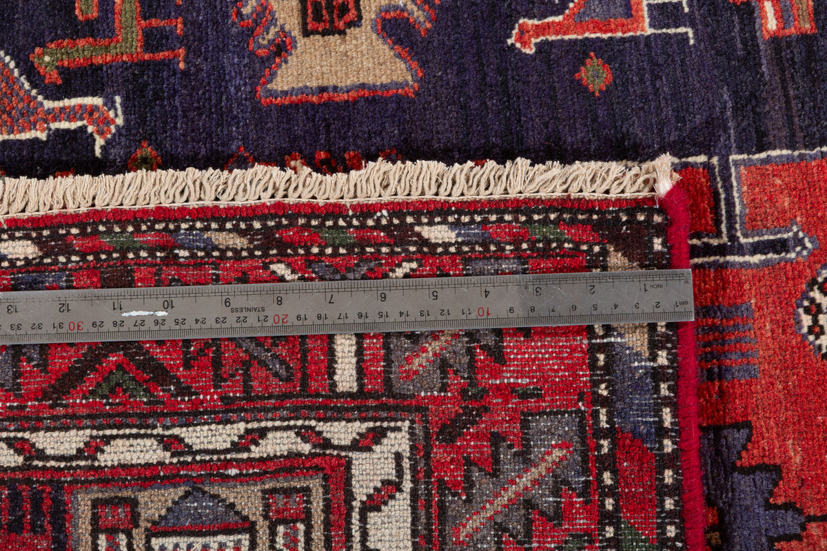 Tapis vintage bleu marine et rouge à motif figuratif Animal et à motif géométrique – 6' 3" x 3' 5" (190 x 104 cm)