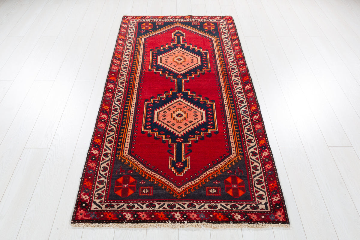 Vintage Red and Pink Medallion Hand-Knotted Area Rug – 6' 7" x 3' 5" (201 x 104 cm)