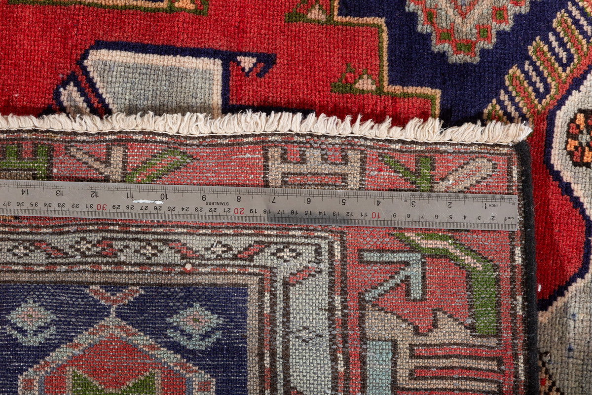 Vintage Red Medallion Hand-Knotted Area Rug – 6' 5" x 3' 9" (196 x 114 cm)