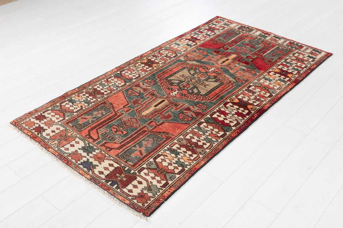 Tapis vintage délavé rouge à médaillon géométrique – 6' 8" x 3' 5" (204 x 104 cm)