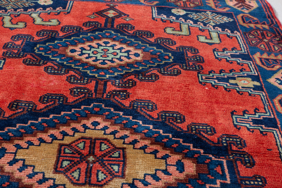 Tapis vintage orange et bleu Triple à médaillon géométrique – 6' 7" x 3' 7" (200 x 108 cm)
