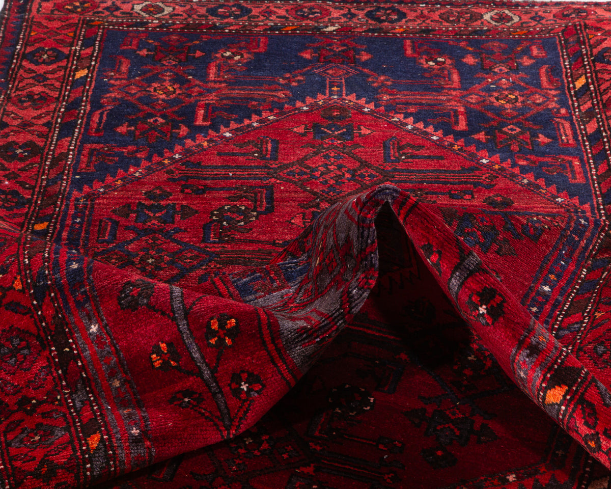 Vintage Red Tonal Central Medallion Hand-Knotted Area Rug – 6' 10" x 3' 7" (209 x 110 cm)