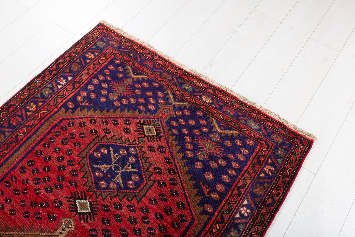 Vintage Rust Red and Navy Blue Elongated Medallion Hand-Knotted Area Rug – 5' 10" x 3' 7" (179 x 109 cm)
