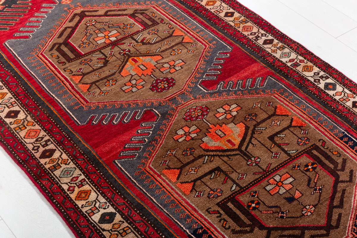 Vintage Red and Charcoal Black Twin Medallion Hand-Knotted Area Rug – 7' 3" x 3' 5" (220 x 105 cm)