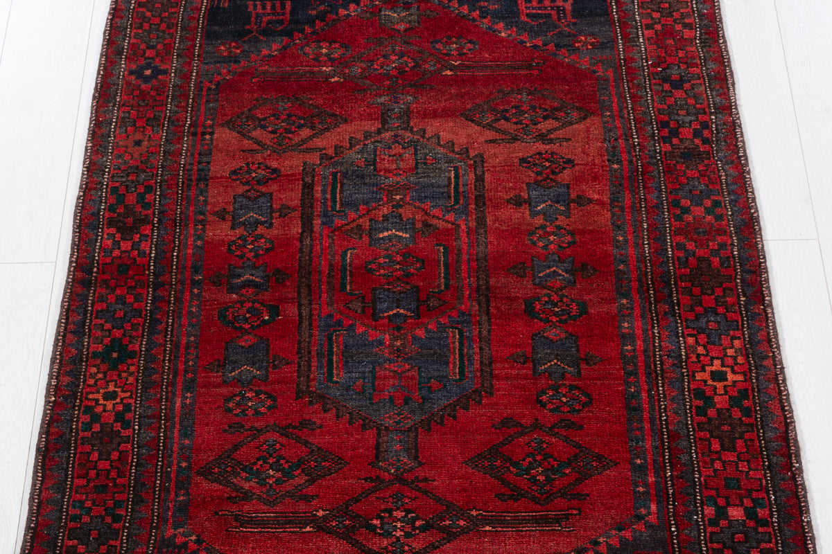 Vintage Faded Red Geometric Medallion Hand-Knotted Area Rug – 6' 5" x 3' 6" (195 x 106 cm)
