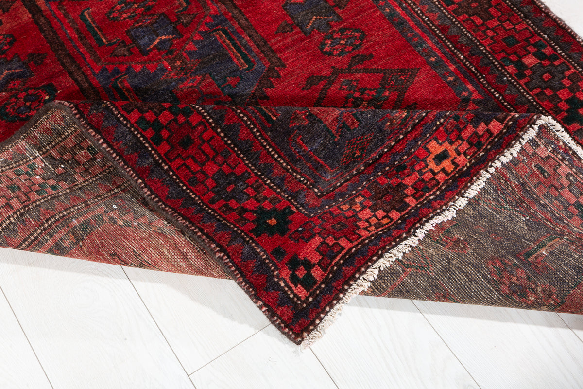 Vintage Faded Red Geometric Medallion Hand-Knotted Area Rug – 6' 5" x 3' 6" (195 x 106 cm)