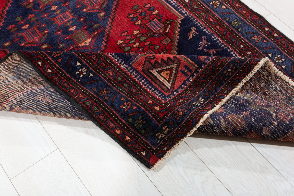 Vintage Red and Navy Blue Central Diamond Medallion Hand-Knotted Area Rug – 6' 6" x 3' 6" (197 x 107 cm)