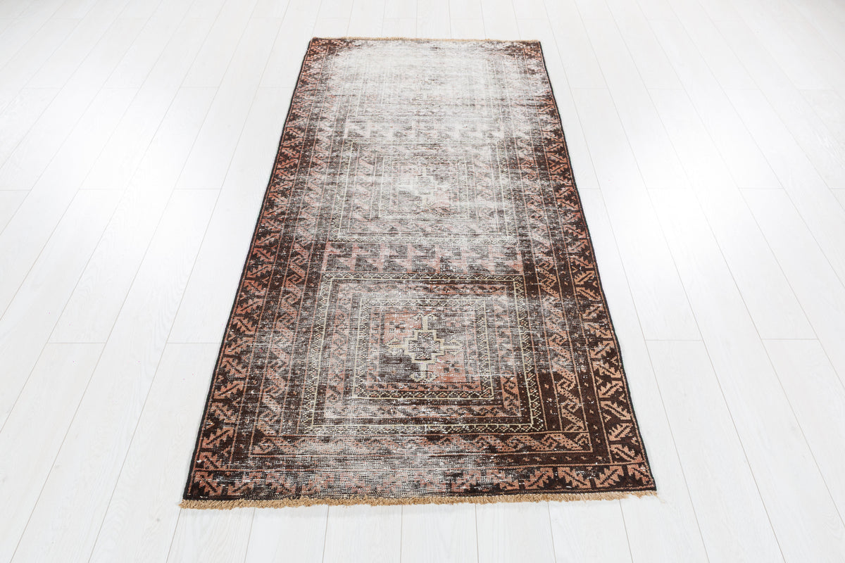 Antique Rose Distressed Open Field Hand-Knotted Area Rug – 6' 6" x 3' 1" (199 x 95 cm)