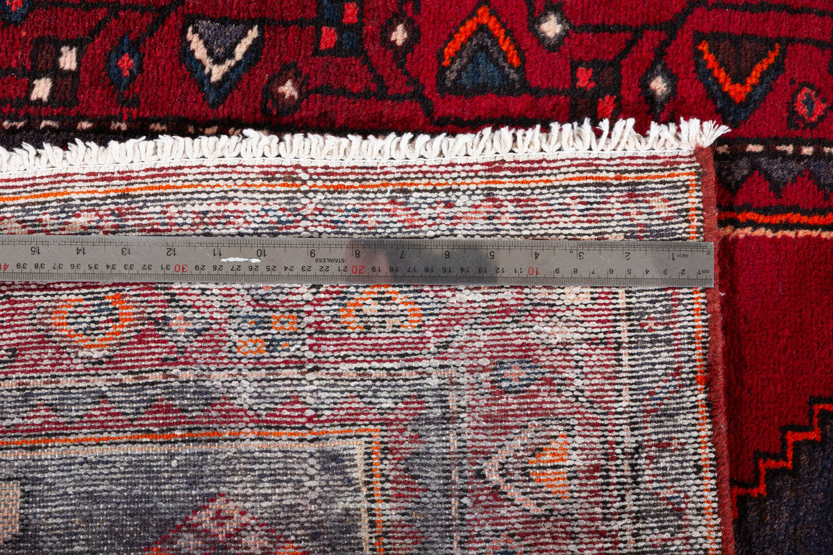 Vintage Red Large Central Medallion Hand-Knotted Area Rug – 6' 9" x 3' 3" (207 x 100 cm)