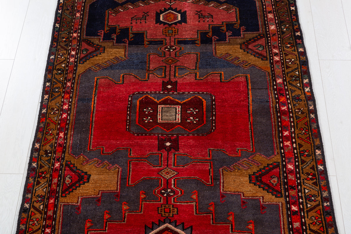 Tapis vintage rouge et Golden brun Columned à médaillon géométrique – 6' 10" x 3' 8" (208 x 111 cm)