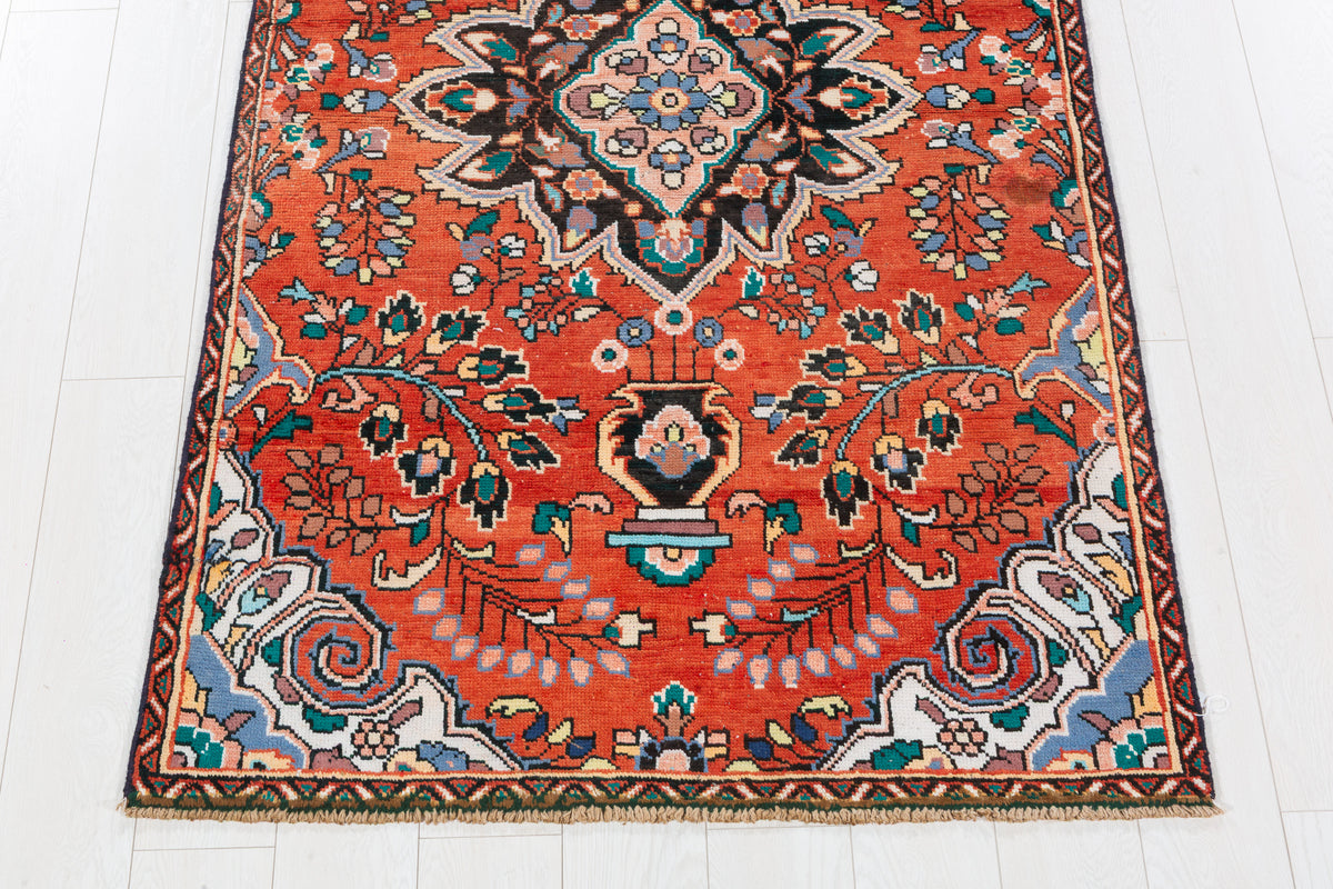 Vintage Orange-Red Floral Central Medallion Area Rug – 6' 2" x 3' 7" (188 x 109 cm)