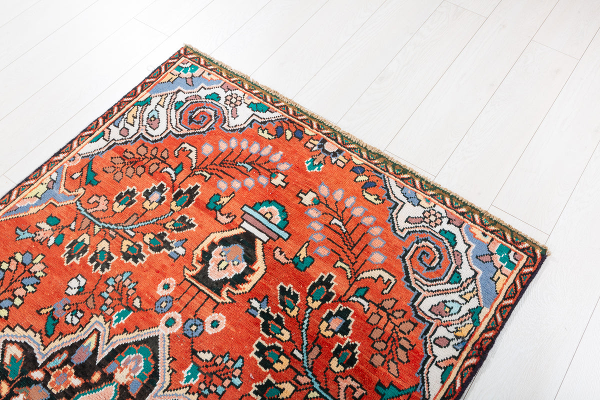 Vintage Orange-Red Floral Central Medallion Area Rug – 6' 2" x 3' 7" (188 x 109 cm)