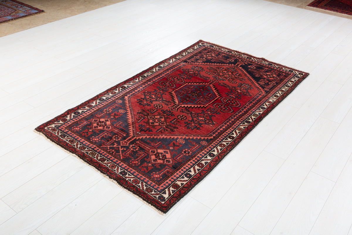 Tapis vintage rouge et bleu marine à double médaillon géométrique – 6' 6" x 3' 8" (198 x 111 cm)