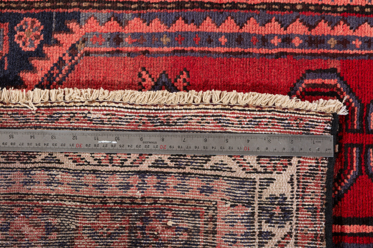 Tapis vintage rouge et bleu marine à double médaillon géométrique – 6' 6" x 3' 8" (198 x 111 cm)