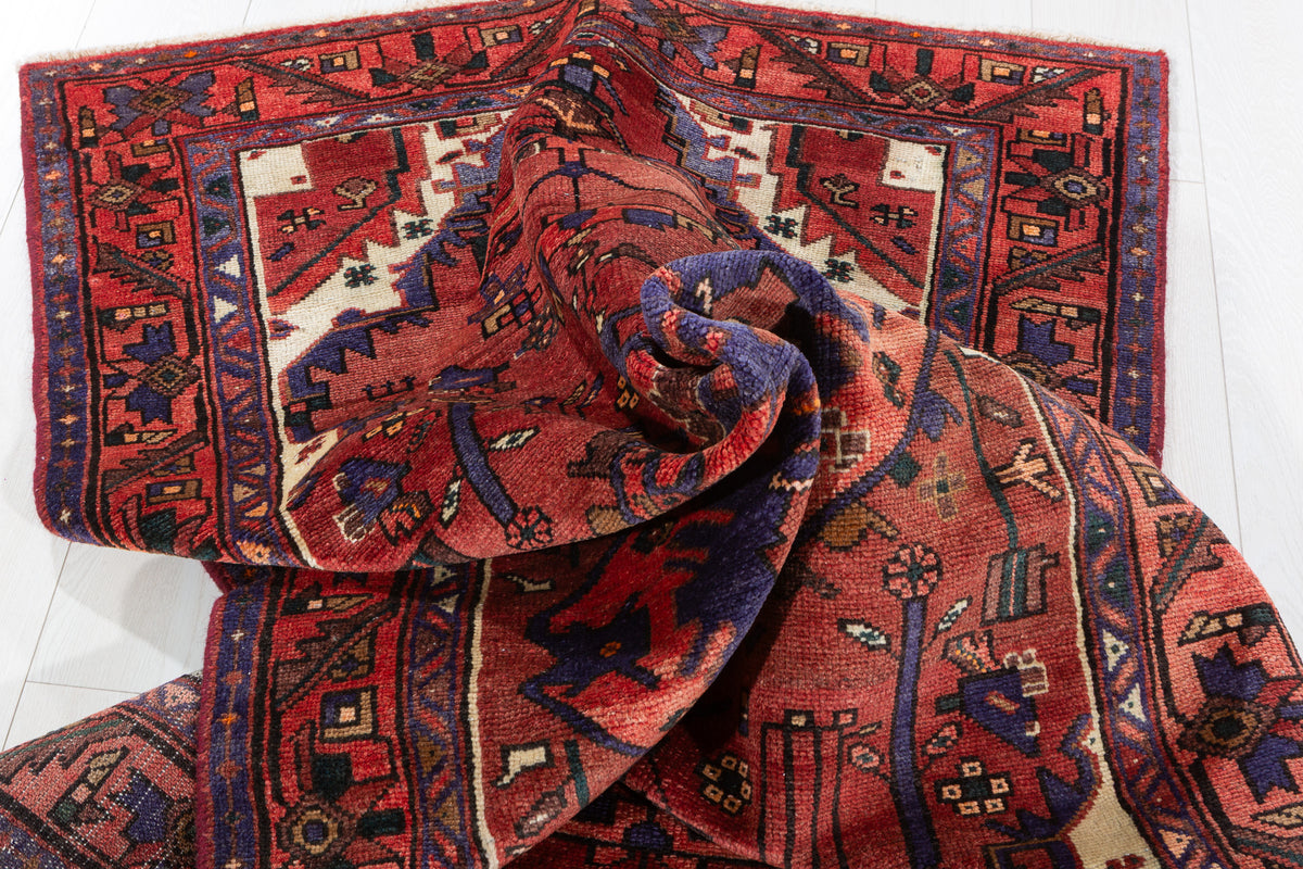 Vintage Rust Fine Medallion Hand-Knotted Area Rug – 6' 7" x 3' 7" (201 x 108 cm)