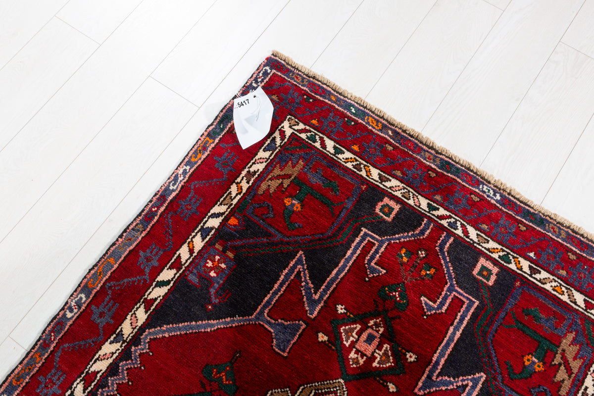 Vintage Red Classic Hexagonal Medallion Hand-Knotted Area Rug – 6' 9" x 3' 5" (206 x 105 cm)