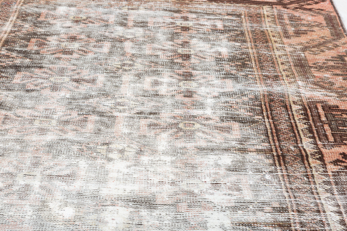 Antique Faded Beige Distressed Hand-Knotted Area Rug – 5' 8" x 3' 3" (172 x 100 cm)