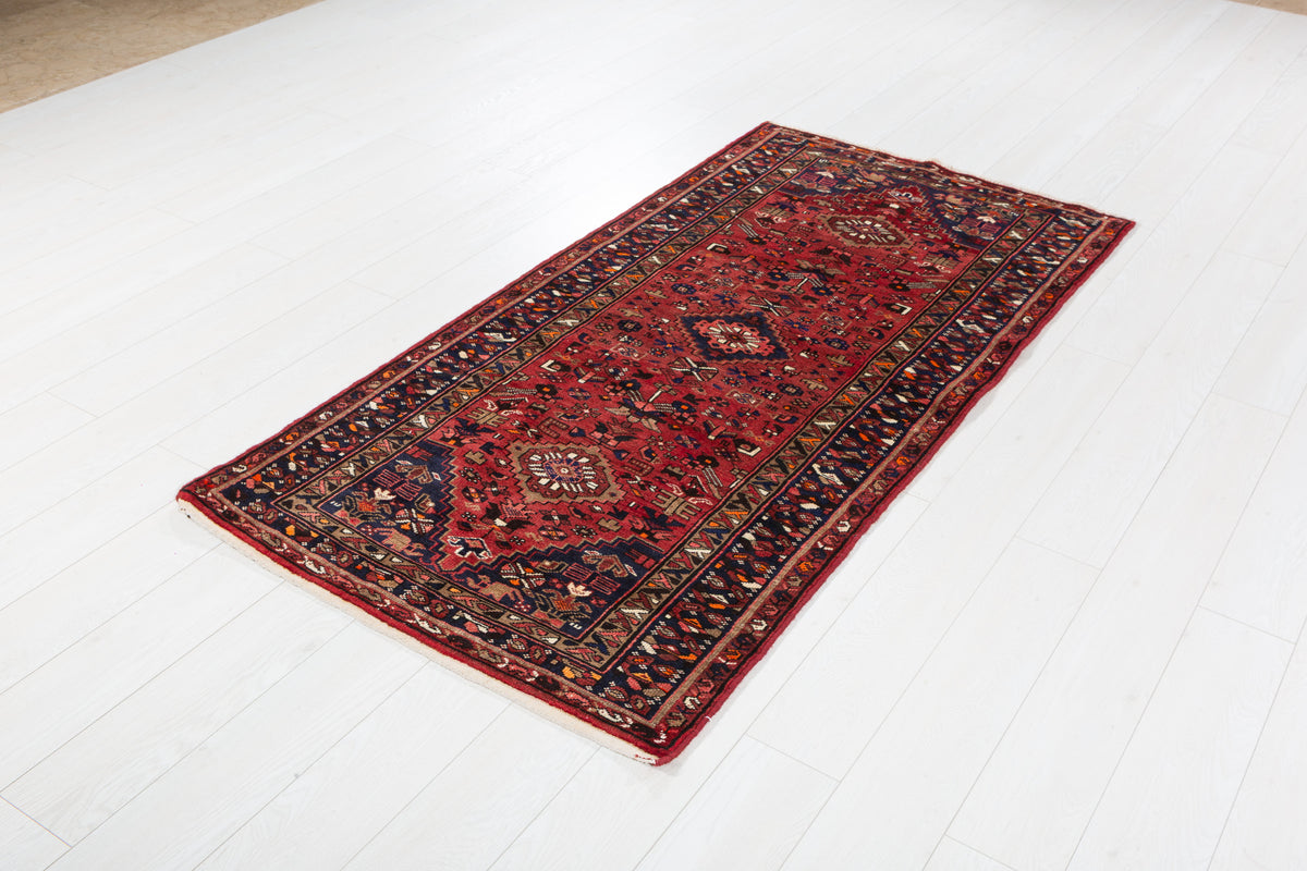 Vintage Rust Red Fine-Motif Geometric Medallion Hand-Knotted Area Rug – 6' 4" x 3' 2" (194 x 96 cm)